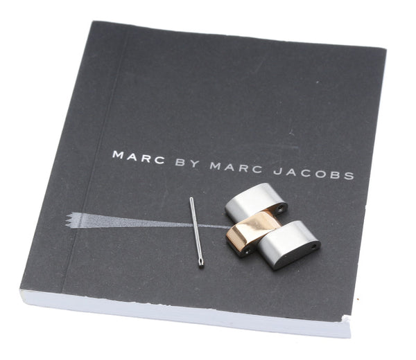 マークジェイコブス コンビ MBM3178 シルバー ゴールド ステンレススチール 腕時計 レディース MARC JACOBS クオーツ シルバー文字盤文字盤 中古