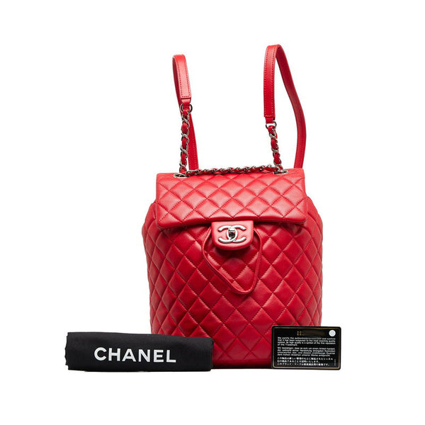 シャネル マトラッセ ココマーク シルバー金具 チェーン リュック バックパック レッド ラムスキン レディース CHANEL 【中古】